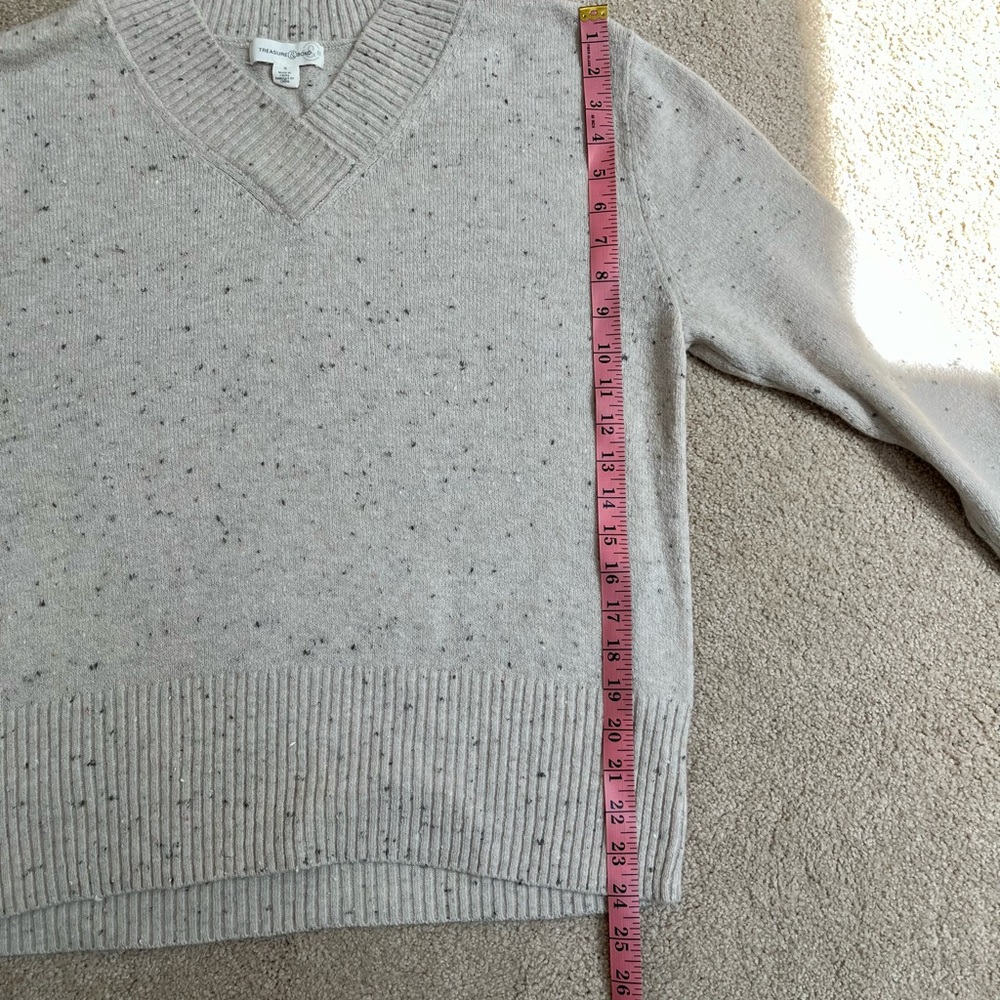 Sweater - Picture 2 of 3